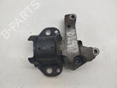 Soporte motor Soporte motor RENAULT CLIO II (BB_, CB_) 1.2 (BB0A, BB0F, BB10, BB1K, BB28, BB2D, BB2H, CB0A,... (58 hp) 35964670 35964670