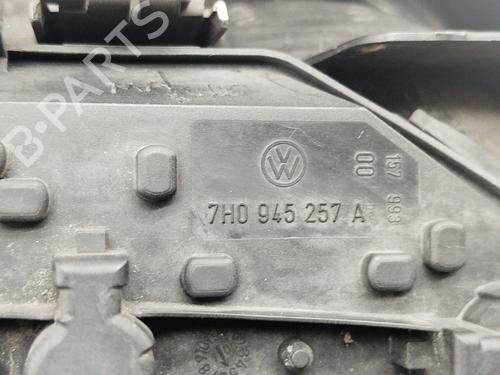 Left taillight VW TRANSPORTER T5 Van (7HA, 7HH, 7EA, 7EH) 1.9 TDI | BP35980869C34 - Image 4