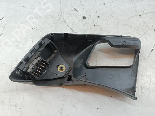 Mando elevalunas trasera derecho Mando elevalunas trasera derecho CITROËN XANTIA Break (X1_, X2_) 1.9 Turbo D (90 hp) 36076200 36076200