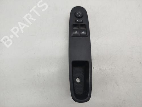 Used Left front window switch Left front window switch FIAT GRANDE PUNTO (199_) 1.3 D Multijet (84 hp) 36221008 36221008