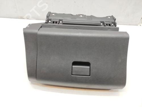 Used Glove box Glove box NISSAN LEAF (ZE1) Electric (150 hp) 36419922 36419922