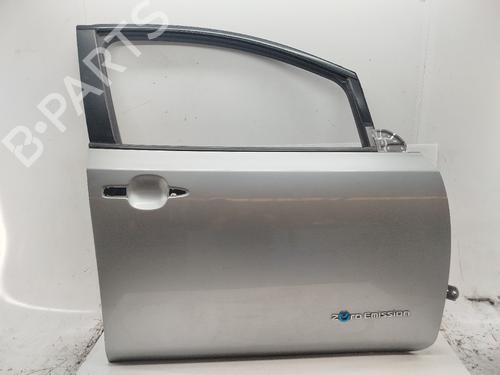 Used Right front door Right front door NISSAN LEAF (ZE1) Electric (150 hp) 36477848 36477848