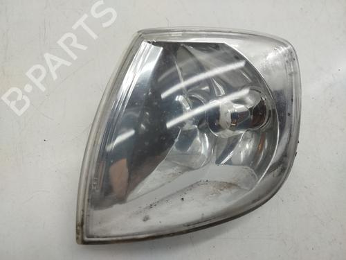 Intermitente delantero izquierdo Intermitente delantero izquierdo VW POLO (6N2) 1.0 (50 hp) 36871102 36871102