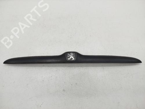 Used Tailgate trim Tailgate trim 36871110 36871110