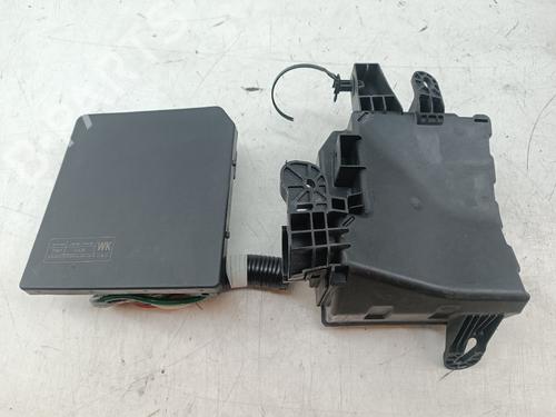 Used Fuse box Fuse box 36871205 36871205