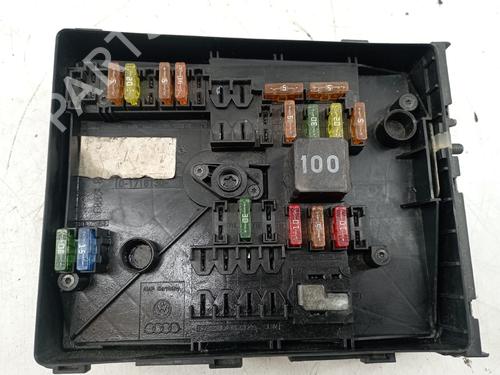 Used Fuse box Fuse box 36871685 36871685