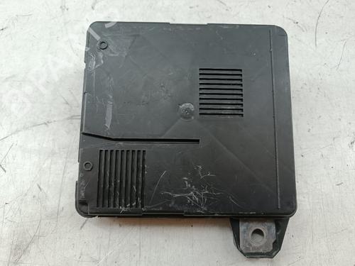 Used Fuse box Fuse box 37000138 37000138