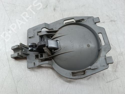 Used Front right interior door handle Front right interior door handle 37000150 37000150