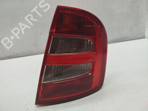 right-taillight-skoda-fabia-i-6y2-1999-2000-2001-2002-2003-2004-2005-2006-2007-2008-37000220 main image