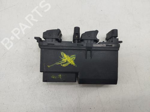 Left front window switch VW PASSAT B5 (3B2) | BP37153561I27 - Image 2
