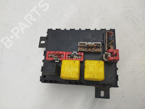 Used Fuse box Fuse box 37184500 37184500