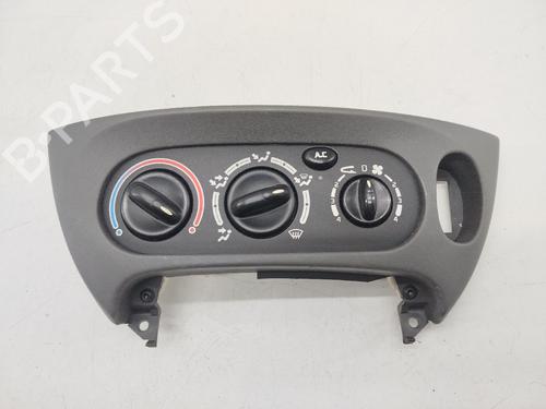 Used Climate control Climate control 37267891 37267891