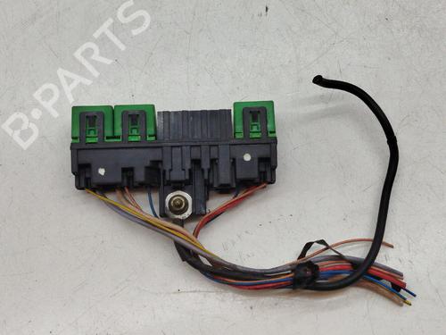 Fuse box PEUGEOT 307 Break (3E) 1.4 HDi | BP37401164E1 - Image 4