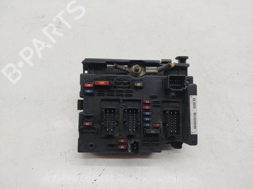 Caja reles / fusibles Caja reles / fusibles PEUGEOT 307 Break (3E) 1.4 HDi (68 hp) 37409400 37409400