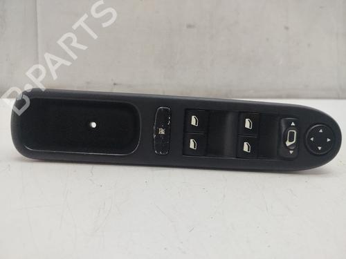 Used Left front window switch Left front window switch 37426458 37426458