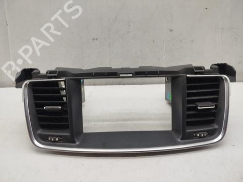Used Air vent Air vent 37430850 37430850