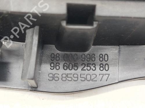 Front right panel PEUGEOT 508 SW I (8E_) 2.0 HDi RXH Hybrid4 | BP37438488C59 - Image 2
