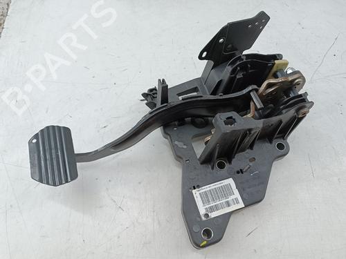 Used Pedal Pedal 37462917 37462917