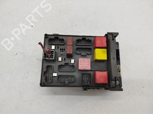 fuse-box-renault-laguna-ii-bg01_-2001-2002-2003-2004-2005-2006-2007-37495535 main image