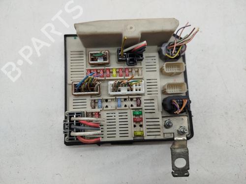 Used Fuse box Fuse box 37538443 37538443