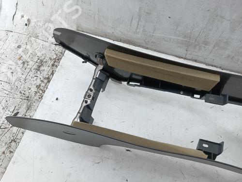 Armrest / Center console MAZDA 6 Saloon (GG) 2.0 DI (GG14) | BP37582720I20 - Image 4