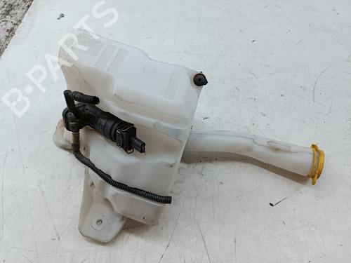 Used Windscreen washer tank Windscreen washer tank 37639473 37639473