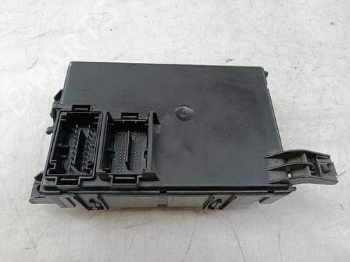 Used Fuse box Fuse box 37639478 37639478