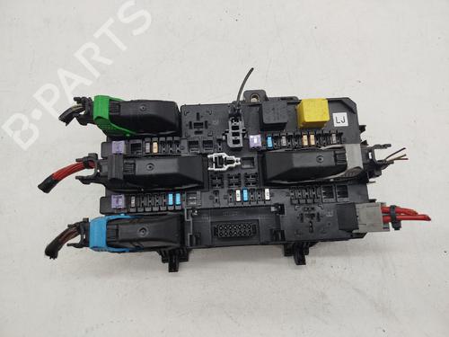 fuse-box-opel-astra-h-a04-2004-2005-2006-2007-2008-2009-2010-2011-2012-2013-2014-37647401 main image