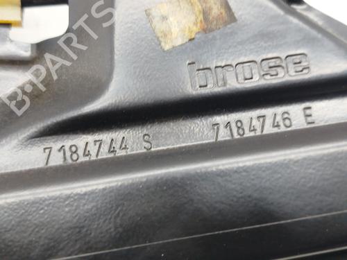 Right rear window motor BMW 5 Touring (E61) 520 d | BP37672878E22 - Image 2