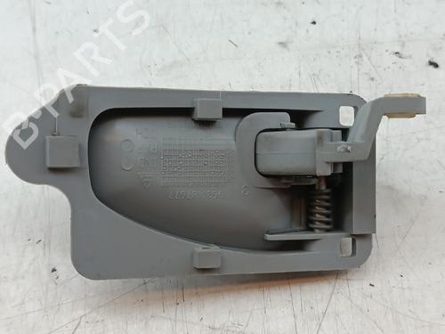 Used Front right interior door handle Front right interior door handle 37720884 37720884