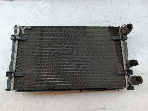 Used Water radiator Water radiator 37798056 37798056