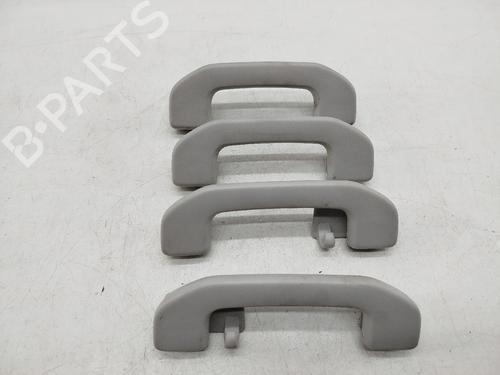 Used Front left interior door handle Front left interior door handle MERCEDES-BENZ A-CLASS (W176) A 180 (176.042) (122 hp) 37875209 37875209