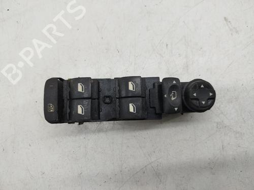 Used Left front window switch Left front window switch 31864032 31864032