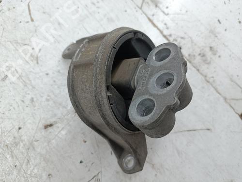 Used Engine mount Engine mount 38053460 38053460
