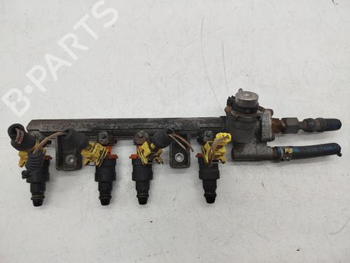 Used Injection rail Injection rail 38323826 38323826