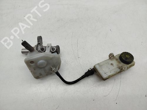 Used Brake master cylinder Brake master cylinder 38461435 38461435