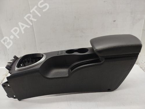 Used Armrest / Center console Armrest / Center console 38490783 38490783
