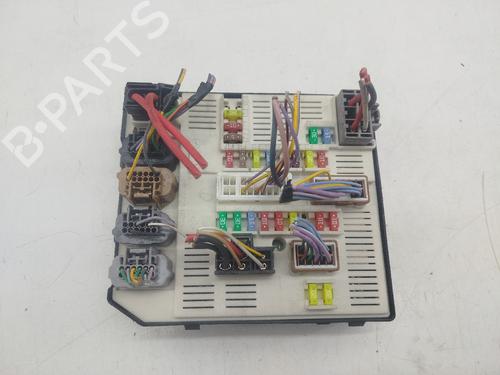 Used Fuse box Fuse box 38970188 38970188