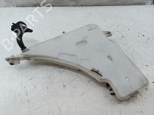 Used Windscreen washer tank Windscreen washer tank 39149293 39149293