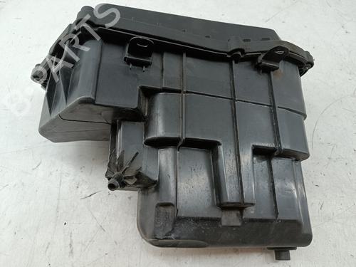 Used Fuse box Fuse box 39149294 39149294