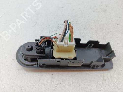 Used Left front window switch Left front window switch RENAULT CLIO IV (BH_) [2012-2021] 39264820 39264820