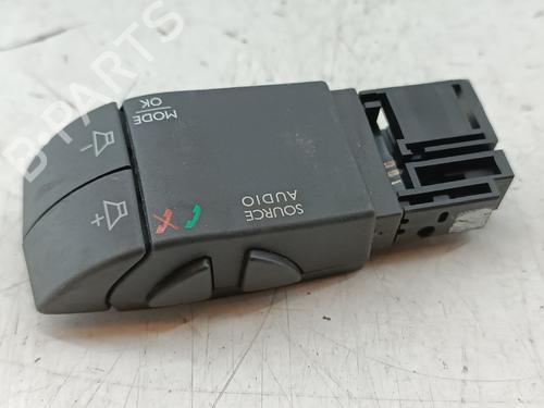 Switch RENAULT CLIO IV Hatchback Van (BH_) 1.5 dCi 90 (BHAJ) | BP39303961I30 - Image 4