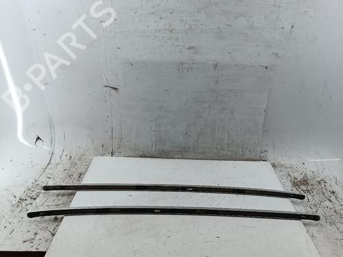 roof-bar-audi-a4-b8-avant-8k5-2007-2008-2009-2010-2011-2012-2013-2014-2015-2016-2017-39382558 main image