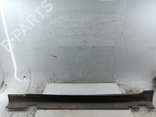 Used Right sideskirt Right sideskirt 39411373 39411373