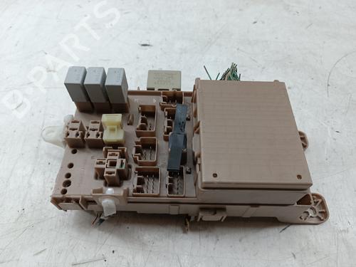 Used Fuse box Fuse box TOYOTA COROLLA (_E12_) 1.4 VVT-i (ZZE120_, ZZE120R) (97 hp) 39476827 39476827