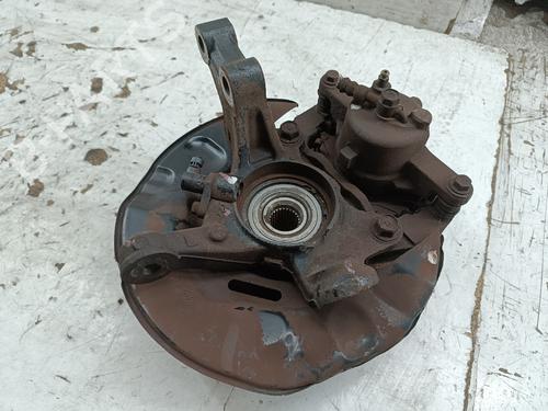 Used Left front steering knuckle Left front steering knuckle TOYOTA COROLLA (_E12_) 1.4 VVT-i (ZZE120_, ZZE120R) (97 hp) 39503964 39503964