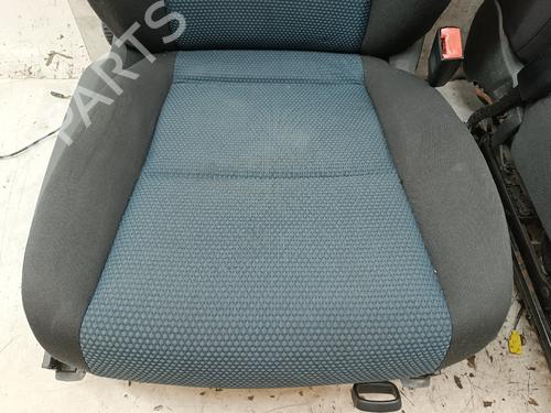 Right front seat VW GOLF VI (5K1) 1.6 TDI | BP39589508C16 - Image 4