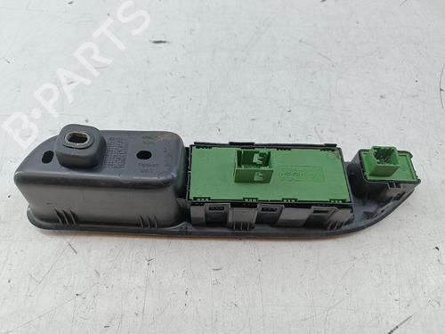 Used Left front window switch Left front window switch FIAT TIPO Hatchback (356_, 357_) 1.3 D (356HXH1A) (95 hp) 39589592 39589592