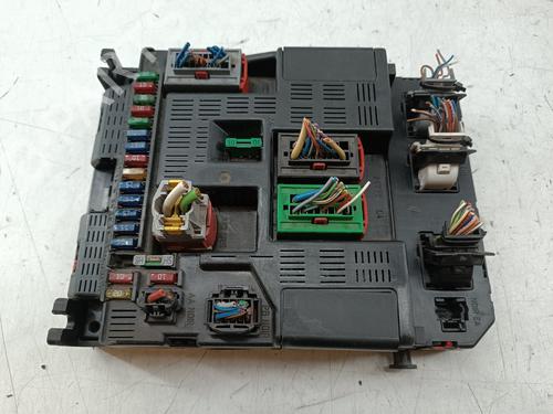 Used Fuse box Fuse box PEUGEOT 307 (3A/C) 1.6 HDi (90 hp) 39593308 39593308