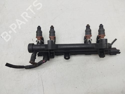 Used Injection rail Injection rail 39598972 39598972